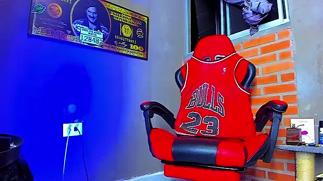 Snapshot of smoker445 chatting on 11, 10, 2025 smoker445 online show from 11, 10, 2025