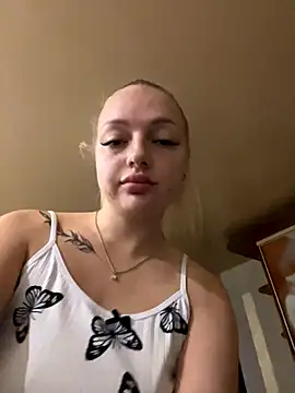 Snapshot of Stella__Cox chatting on 28, 9, 2025 Stella Cox online show from 28, 9, 2025