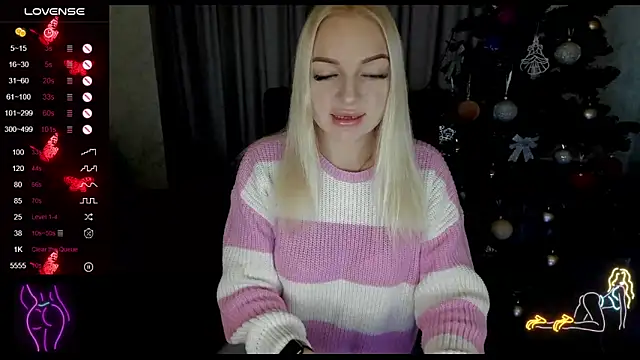 Snapshot of Stella__Cox chatting on 18, 12, 2025 Stella Cox online show from 18, 12, 2025