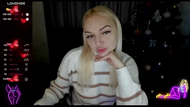 Snapshot of Stella__Cox chatting on 20, 12, 2025 Stella Cox online show from 20, 12, 2025