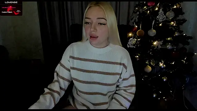 Snapshot of Stella__Cox chatting on 9, 1, 2026 Stella Cox online show from 9, 1, 2026