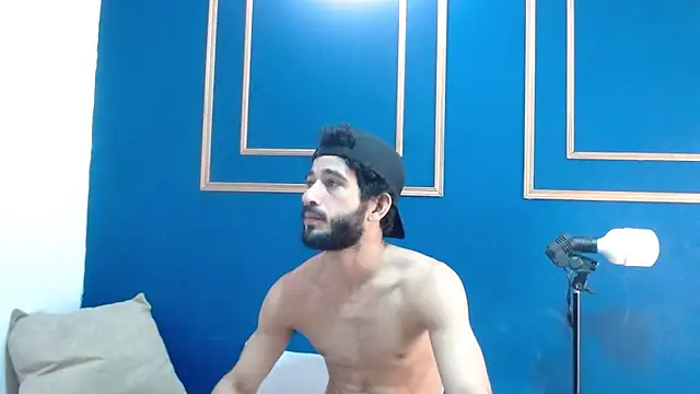 Moon and aaron online show from 16, 3, 2026