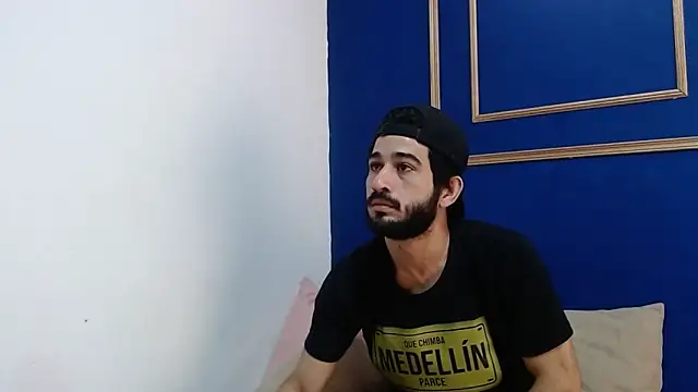 Moon and aaron online show from 17, 3, 2026