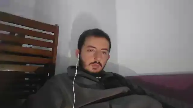 laynufff online show from 9, 12, 2024