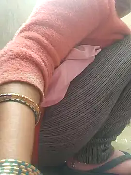 Snapshot of Simaran_bhabhi chatting on 28, 1, 2025 Simaran bhabhi online show from 28, 1, 2025