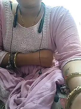 Snapshot of Simaran_bhabhi chatting on 31, 1, 2025 Simaran bhabhi online show from 31, 1, 2025