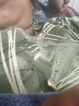 Snapshot of Simaran_bhabhi chatting on 4, 10, 2025 Simaran bhabhi online show from 4, 10, 2025