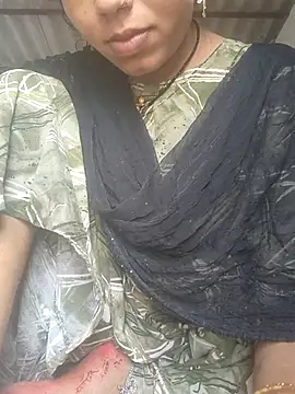 Snapshot of Simaran_bhabhi chatting on 8, 10, 2025 Simaran bhabhi online show from 8, 10, 2025