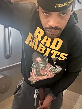 1BeautyN1Beast online show from 21, 12, 2025