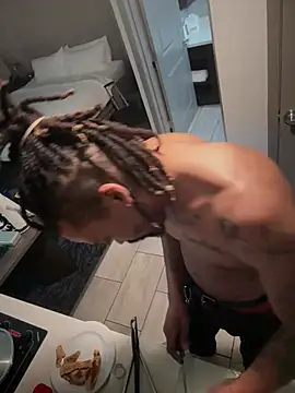 1BeautyN1Beast online show from 4, 2, 2026