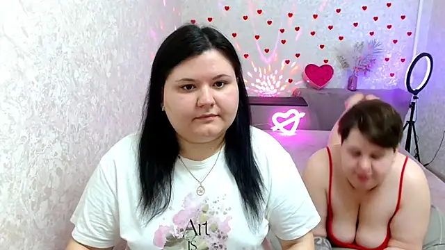 BeckyAndHellen online show from 4, 3, 2025