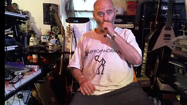 Snapshot of SirGarMack chatting on 1, 7, 2026 SirGarMack online show from 1, 7, 2026