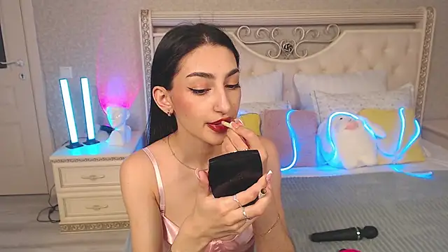 Lina Robbins online show from 19, 3, 2026