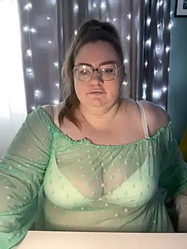 Chloe WS online show from 3, 1, 2025