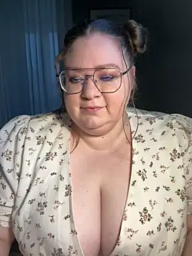 Chloe WS online show from 3, 3, 2025