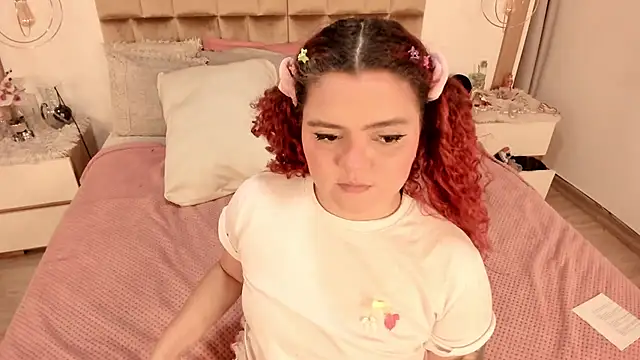 Twwiiggy online show from 21, 2, 2025