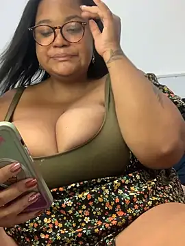 SweetLizzyBBW online show from 4, 8, 2026