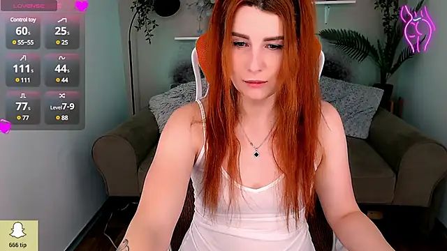 YrKiraXO online show from 15, 1, 2025
