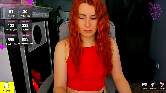 YrKiraXO online show from 8, 2, 2025