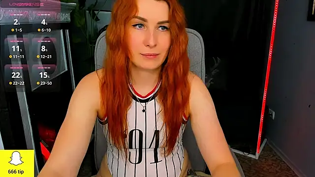 YrKiraXO online show from 24, 2, 2025