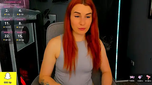 YrKiraXO online show from 10, 3, 2025