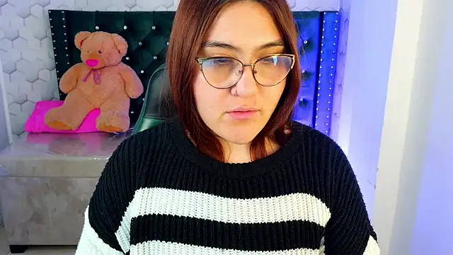 conniejames m online show from 25, 6, 2026