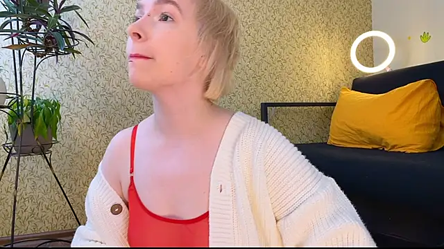 EmmyAmbros online show from 18, 2, 2025