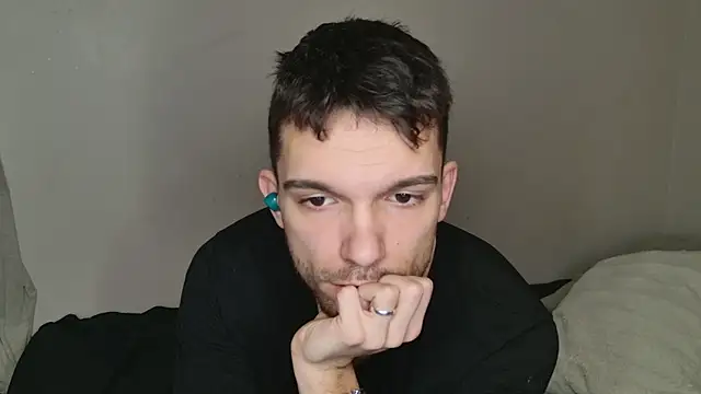 JackDesFeux online show from 17, 2, 2025