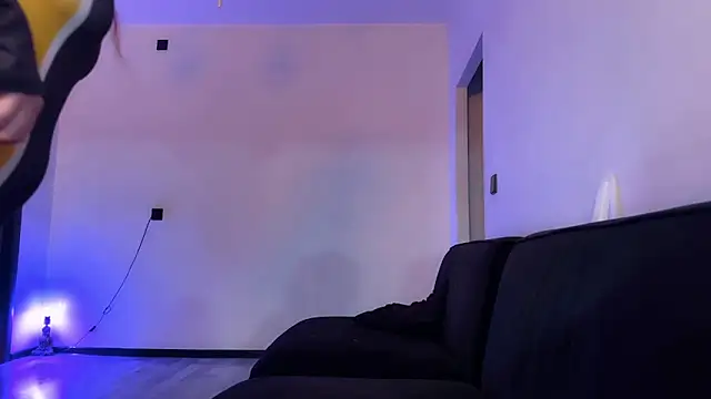 Snapshot of Chaptertoo chatting on 13, 11, 2025 Chaptertoo online show from 13, 11, 2025