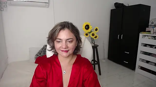 Snapshot of ana_milf chatting on 4, 3, 2025 ana milf online show from 4, 3, 2025