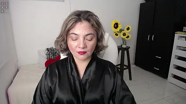 Snapshot of ana_milf chatting on 15, 3, 2025 ana milf online show from 15, 3, 2025