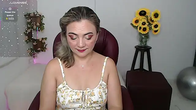 Snapshot of ana_milf chatting on 9, 3, 2026 ana milf online show from 9, 3, 2026