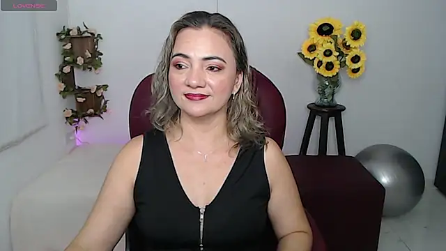 Snapshot of ana_milf chatting on 12, 3, 2026 ana milf online show from 12, 3, 2026