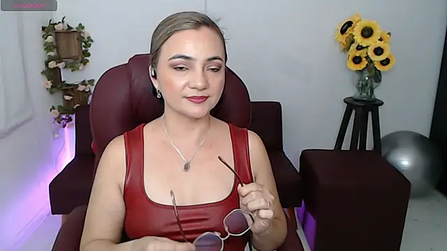 ana milf online show from 9, 5, 2026