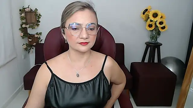 ana milf online show from 13, 5, 2026