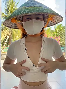 Snapshot of BabyThree_ chatting on 6, 3, 2026 BabyThree online show from 6, 3, 2026