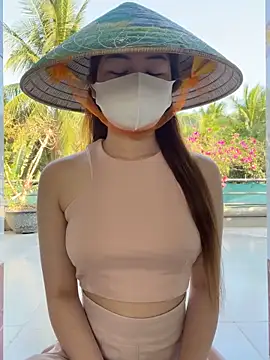 Snapshot of BabyThree_ chatting on 7, 3, 2026 BabyThree online show from 7, 3, 2026