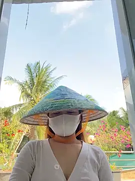 Snapshot of BabyThree_ chatting on 18, 3, 2026 BabyThree online show from 18, 3, 2026