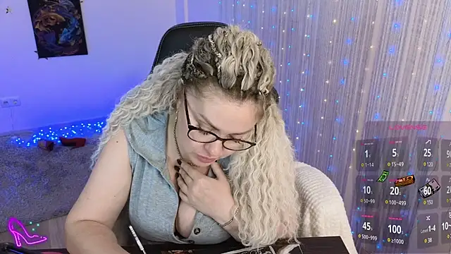 Snapshot of misskaassandraa chatting on 8, 12, 2024 misskaassandraa online show from 8, 12, 2024