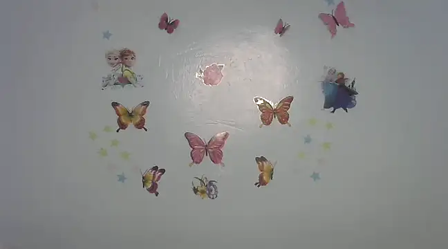 Snapshot of laetitia_ chatting on 4, 3, 2025 laetitia  online show from 4, 3, 2025