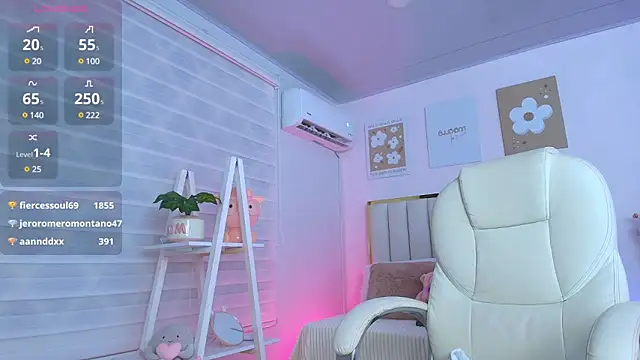 Cristall Bunny online show from 25, 1, 2025