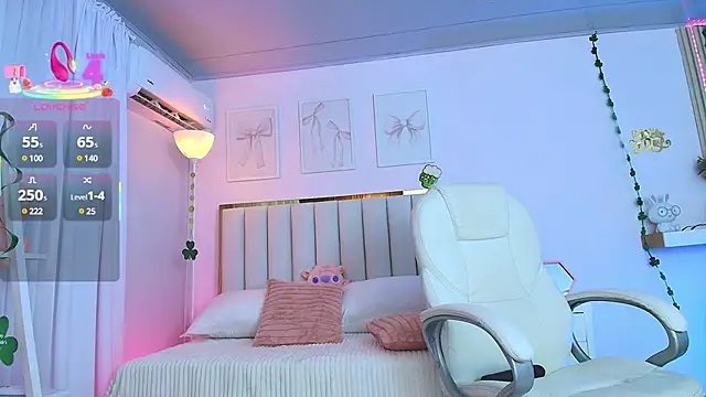 Cristall Bunny online show from 18, 3, 2025