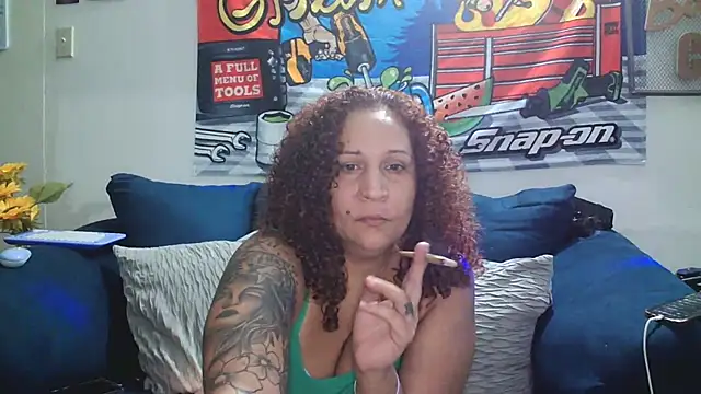 Snapshot of ladycreamypr2 chatting on 13, 6, 2026 ladycreamypr2 online show from 13, 6, 2026