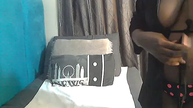 Snapshot of Mochabae chatting on 6, 2, 2025 Mochabae online show from 6, 2, 2025