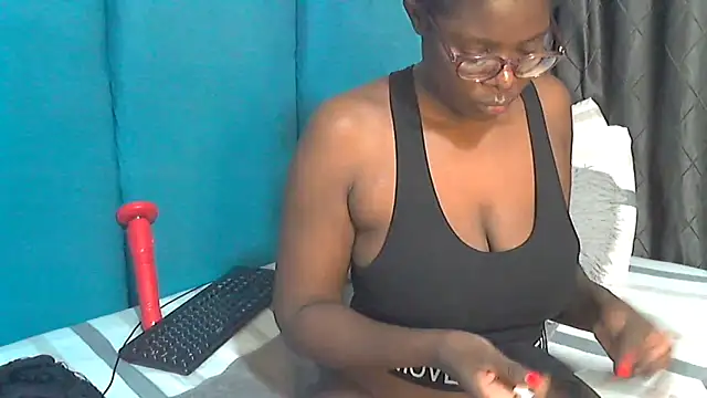Snapshot of Mochabae chatting on 25, 2, 2025 Mochabae online show from 25, 2, 2025