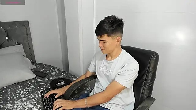 Jacobb Lee online show from 27, 12, 2024