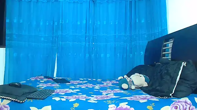 Hot Sharks  online show from 16, 10, 2025