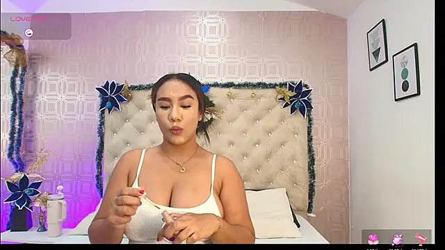Sara Desire online show from 6, 1, 2025