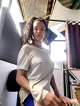 rebekka simpson online show from 20, 6, 2026