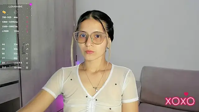 Snapshot of Lilacutte_ chatting on 10, 10, 2025 Lilacutte  online show from 10, 10, 2025